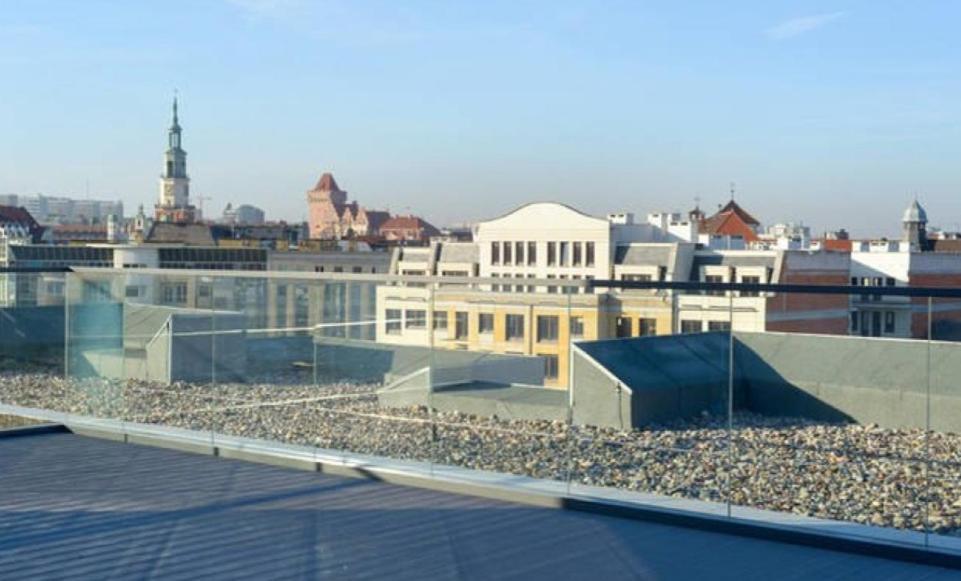 ［ポズナン市内中心部］スタジオ アパートメント（35 m²）／1バスルーム エクステリア 写真